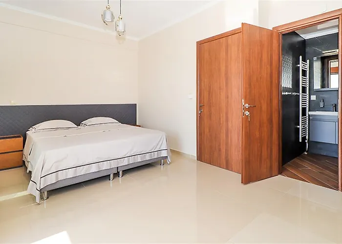 Casa de Férias Marina Pool 3 Bedrooms 8 Guests Chaniotis