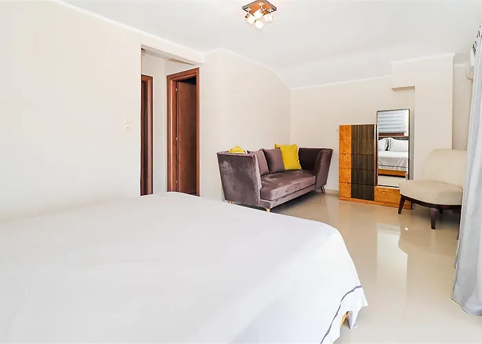 Marina Pool 3 Bedrooms 8 Guests Casa vacanze Hanioti