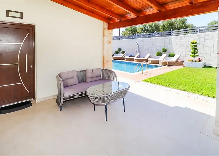 Marina Pool 3 Bedrooms 8 Guests Casa vacanze